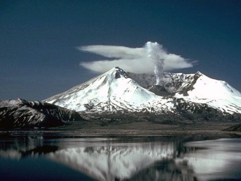Hora St. Helens (anglicky Mount St. Helens), v českém prostředí též nesprávně nazývána Hora Svaté Heleny, je stratovulkán nacházející se v severní části Kaskádového pohoří ve státě Washington, USA, který je tvořen z lávy smíšené se sopečným prachem. Byla pojmenována po britském diplomatovi, lordu St Helens. Sopka je jedním ze 160 aktivních vulkánů z tzv. skupiny Pacifického kruhu ohně. Poslední známá erupce proběhla mezi lety 2004 až 2006.