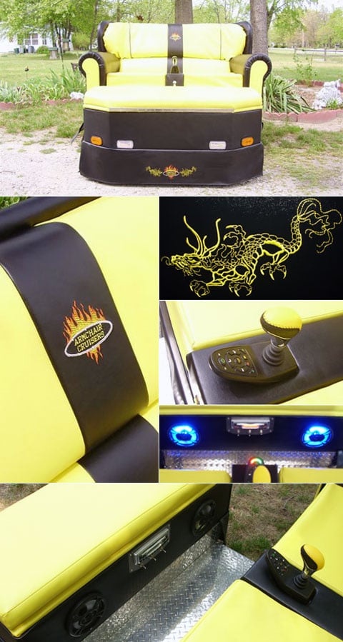 Sofa Rumble Bee  Helton prodává za $4900. Tento kožený nábytkový předmět bude dobře vypadat v garáži, ale ne v kanceláři.
