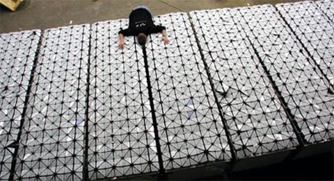 Mnohé přivádí proces přípravy instalace HypoSurface  přímo k jakémusi posvátnému rozechvění.   