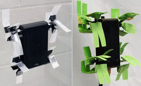 Robot  Mini-Whegs 7 na vertikální skleněné stěně: na „nohách“ s obyčejnou kancelářskou lepící páskou (vlevo), na končetinách z polymeru s mikrostrukturou (vpravo). Váha Mini-Whegs je 120 gramů.