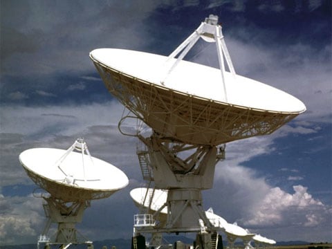 SETI (z anglického Search for Extra-Terrestrial Intelligence - Hledání mimozemské inteligence] je projekt, zabývající se hledáním mimozemské civilizace pomocí zachycování rádiové komunikace. Předpokládá, že je to nejpravděpodobnější cesta, kterou by mohla ona civilizace s námi komunikovat.